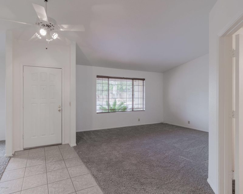 4227 W Whispering Wind Dr, Glendale, AZ 85310