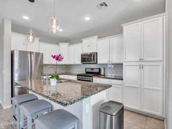 4229 W Valley View Dr, Laveen, AZ 85339