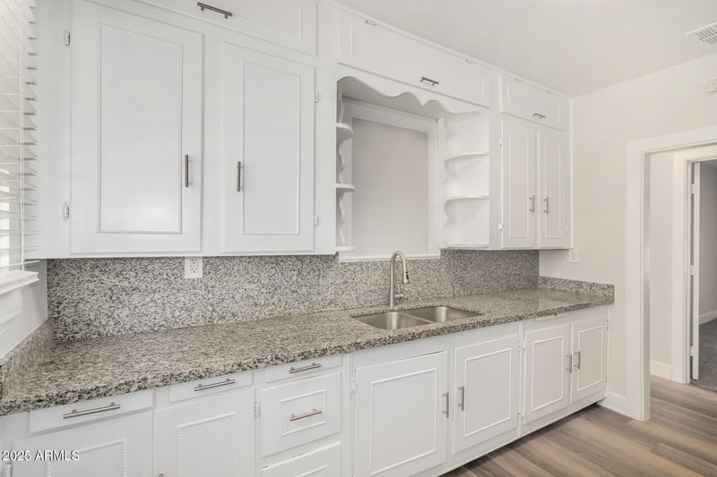 423 Crescent Ave, Mesa, AZ 85204