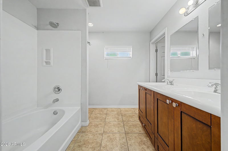 423 W Alicia Dr, Phoenix, AZ 85041