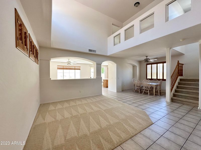 423 W Mountain Sage Dr, Phoenix, AZ 85045