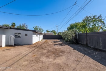 4230 49th Dr, Phoenix, AZ 85031