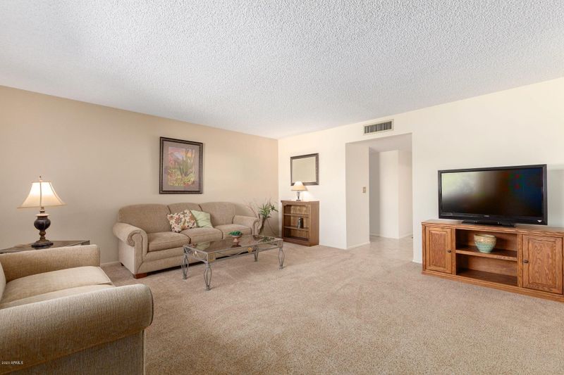 4230 E Dragoon Ave, Mesa, AZ 85206