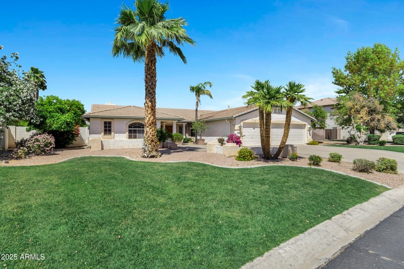 4230 Fountain St, Mesa, AZ 85205
