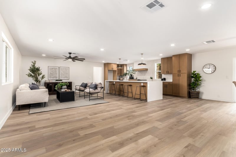 4230 Sahuaro Dr, Phoenix, AZ 85028