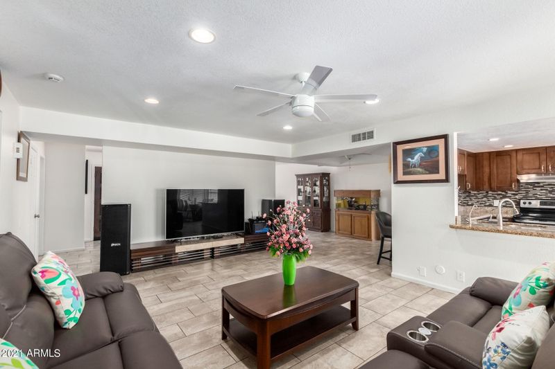 4231 E Karen Dr, Phoenix, AZ 85032