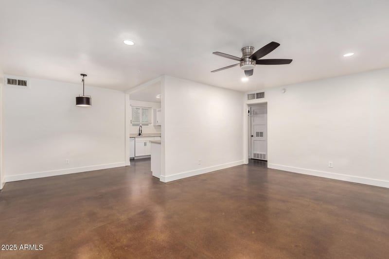 4232 15th Dr, Phoenix, AZ 85015