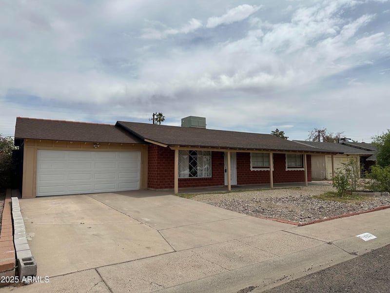 4232 Citrus Way, Phoenix, AZ 85019