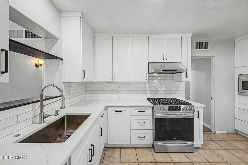 4232 10th St, Phoenix, AZ 85014