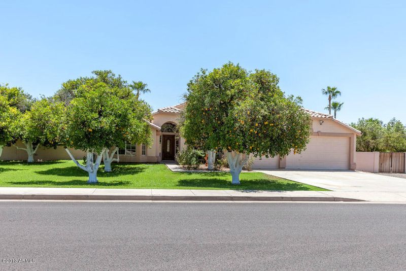 4233 E Hackamore St, Mesa, AZ 85205