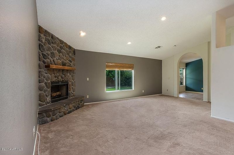 4233 E Liberty Ln, Phoenix, AZ 85048