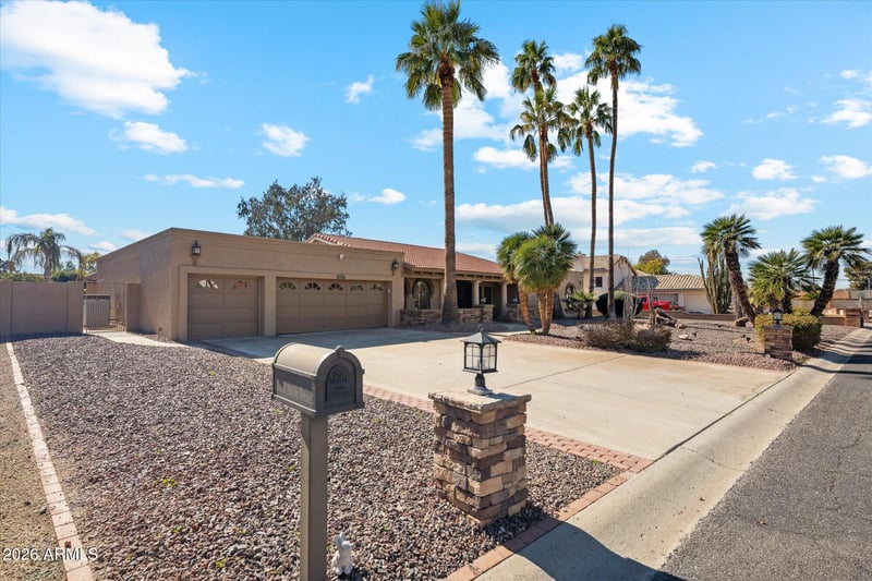 4233 W Sandra Ter, Phoenix, AZ 85053