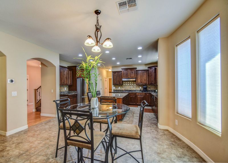 4234 E Knudsen Dr, Phoenix, AZ 85050