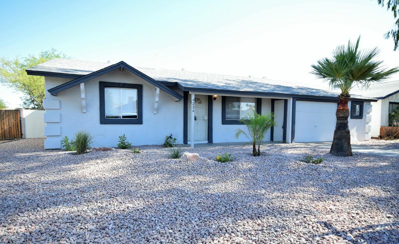 4234 E Saint Catherine Ave, Phoenix, AZ 85042