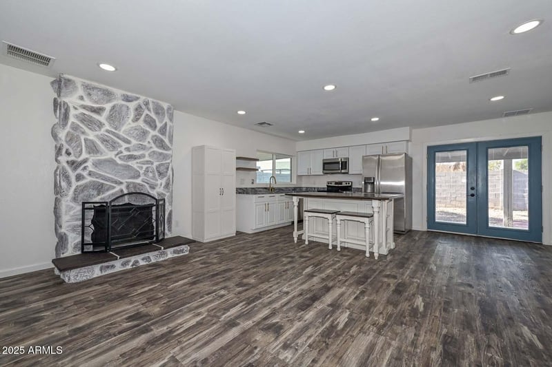 4235 Aster Dr, Phoenix, AZ 85029