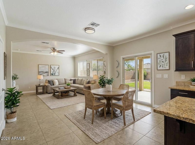 4235 Casitas Del Rio Dr, Phoenix, AZ 85050