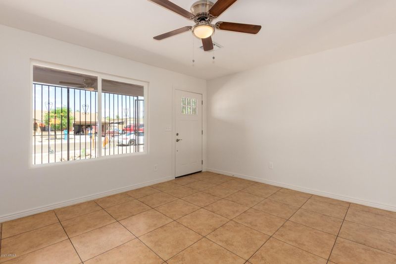 4235 W Mescal St, Phoenix, AZ 85029