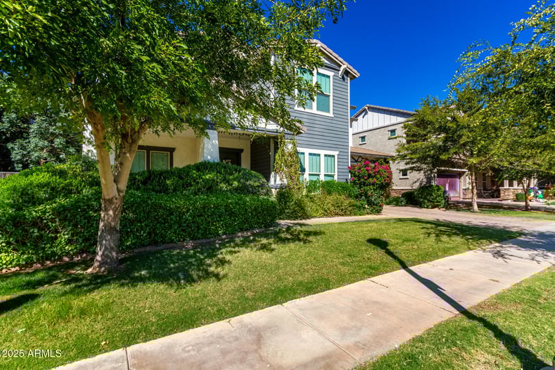 4236 Comstock Dr, Gilbert, AZ 85296
