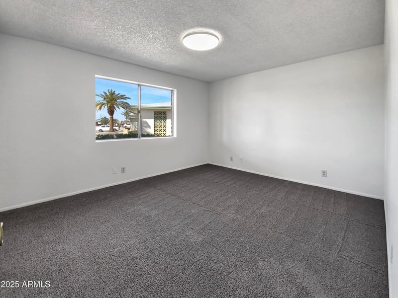 4237 Clovis Ave, Mesa, AZ 85206
