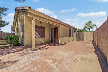4237 E Morrow Dr, Phoenix, AZ 85050