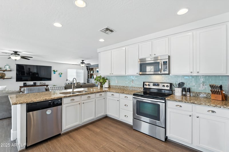 4237 Patrick St, Gilbert, AZ 85295