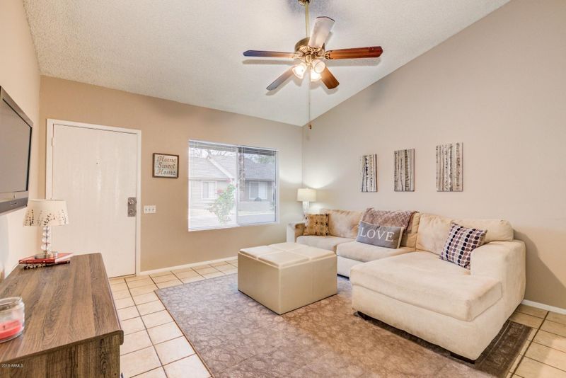 4239 E Carson Rd, Phoenix, AZ 85042