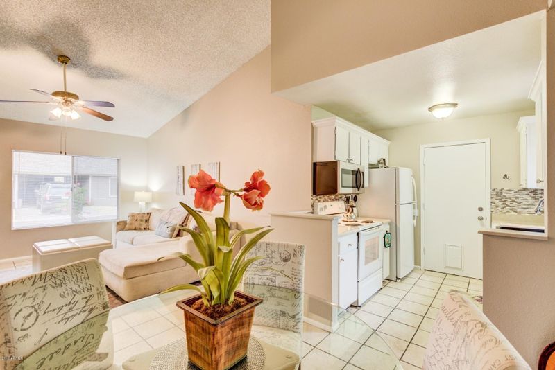 4239 E Carson Rd, Phoenix, AZ 85042