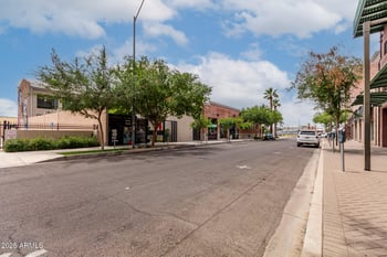 424 2nd St #306, Phoenix, AZ 85004