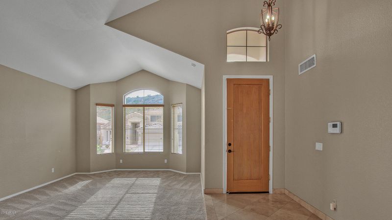 424 E Brookwood Ct, Phoenix, AZ 85048