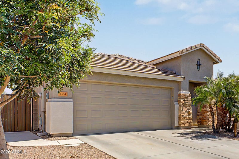 424 Holstein Trl, San Tan Valley, AZ 85143