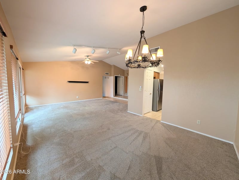 4240 E Amberwood Dr, Phoenix, AZ 85048