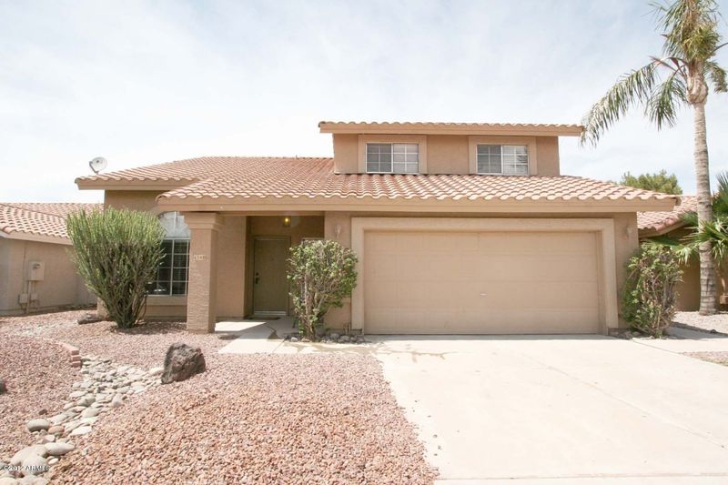 4240 E Tanglewood Dr, Phoenix, AZ 85048