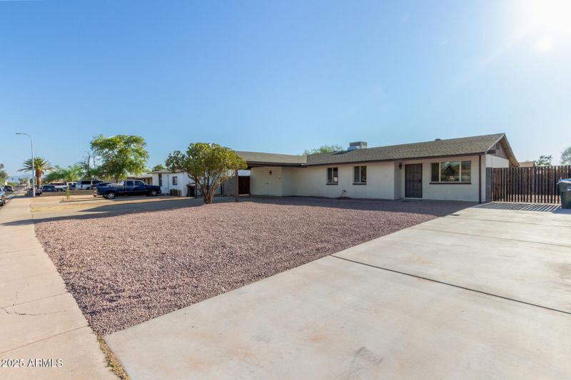 4240 N 73rd Ave, Phoenix, AZ 85033