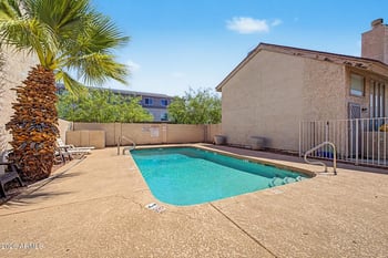 4240 N Longview Ave #9, Phoenix, AZ 85014