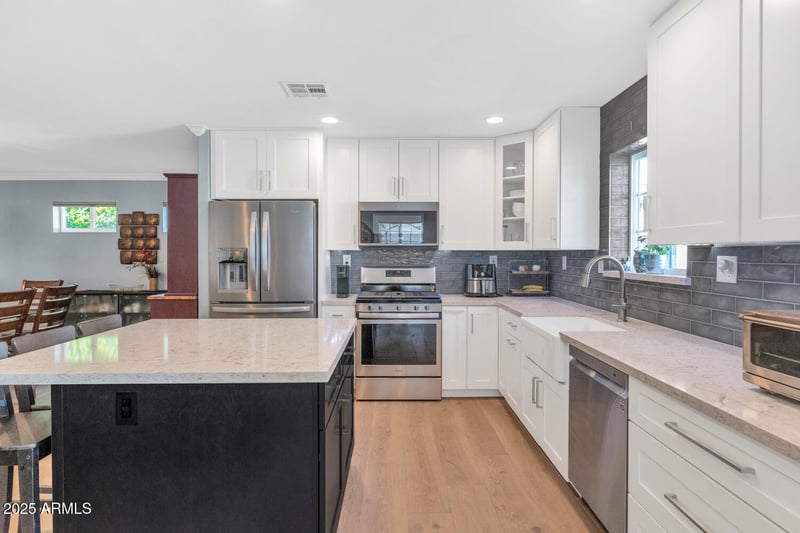 4240 Sells Dr, Phoenix, AZ 85018