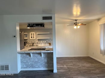 4241 N 68th Dr, Phoenix, AZ 85033