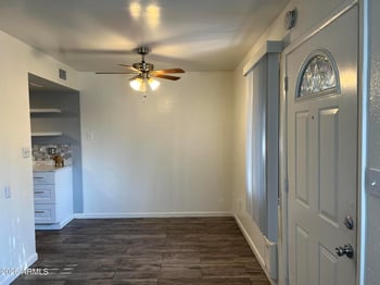 4241 N 68th Dr, Phoenix, AZ 85033