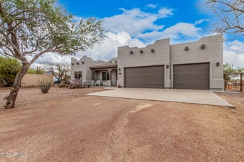 42419 Central Ave, Desert Hills, AZ 85086