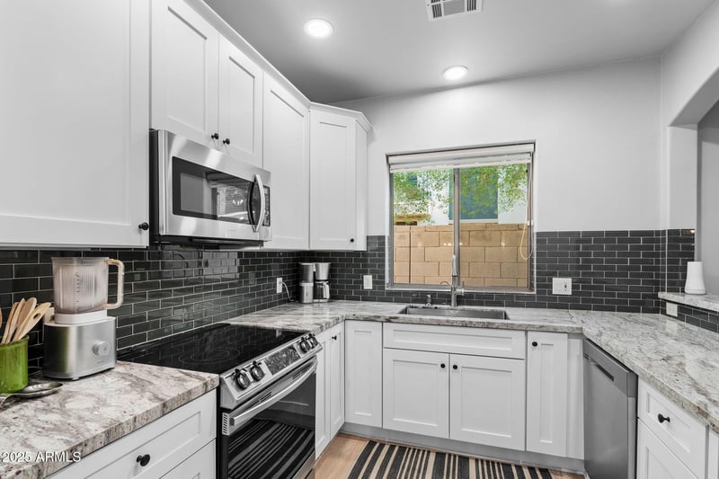 4242 27th St #2, Phoenix, AZ 85016