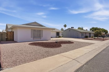 4242 Hano St, Phoenix, AZ 85044