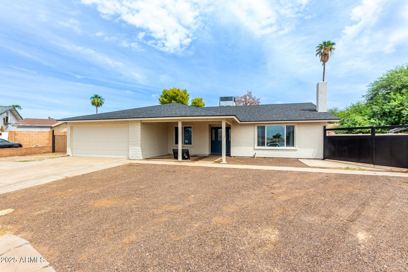 4243 85th Dr, Phoenix, AZ 85037