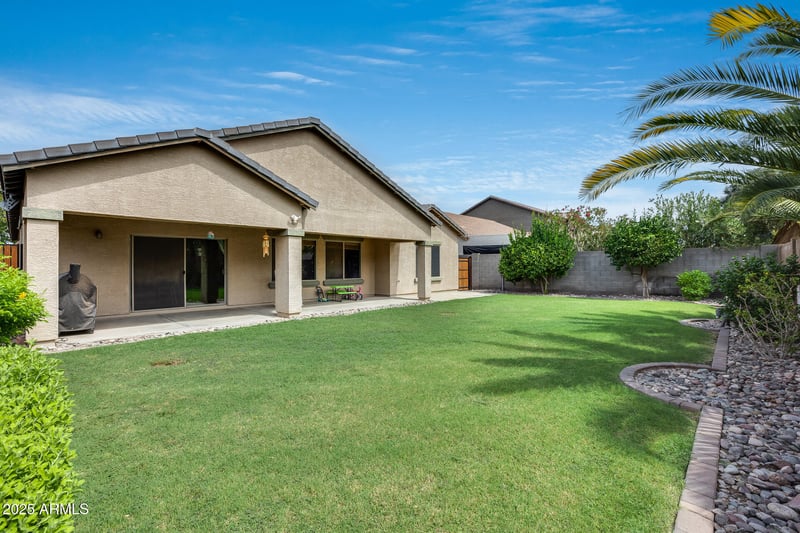 4243 Del Rio Dr, San Tan Valley, AZ 85140