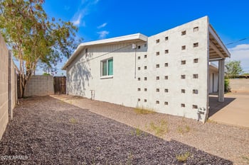 4243 Sheridan St, Phoenix, AZ 85009