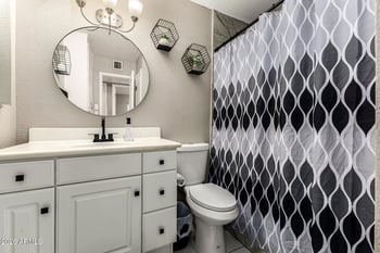 4243 Tuckey Ln, Phoenix, AZ 85019