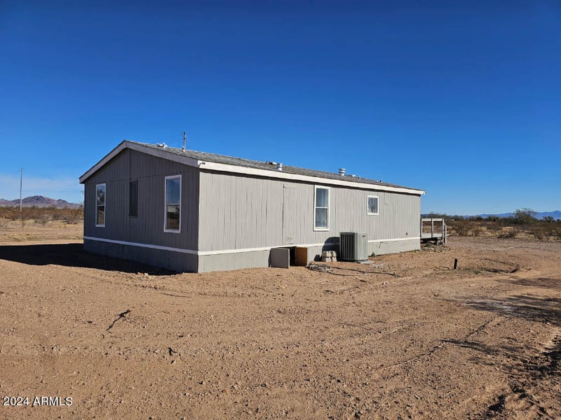 42439 Bethany Home Rd, Tonopah, AZ 85354
