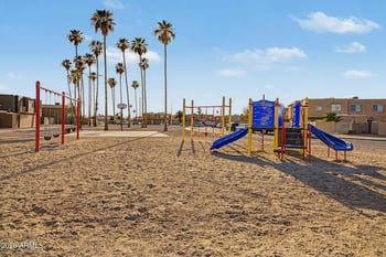 4244 46th Pl, Phoenix, AZ 85040