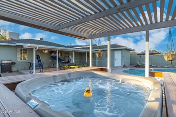 4245 16th Dr, Phoenix, AZ 85015