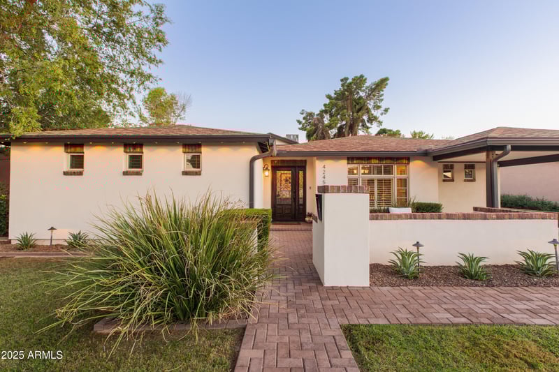 4245 Earll Dr, Phoenix, AZ 85018