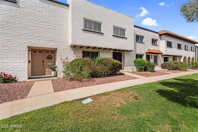 4245 Miller Rd, Scottsdale, AZ 85251