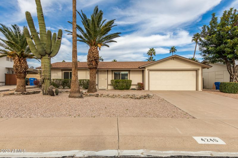 4246 E Yowy St, Phoenix, AZ 85044